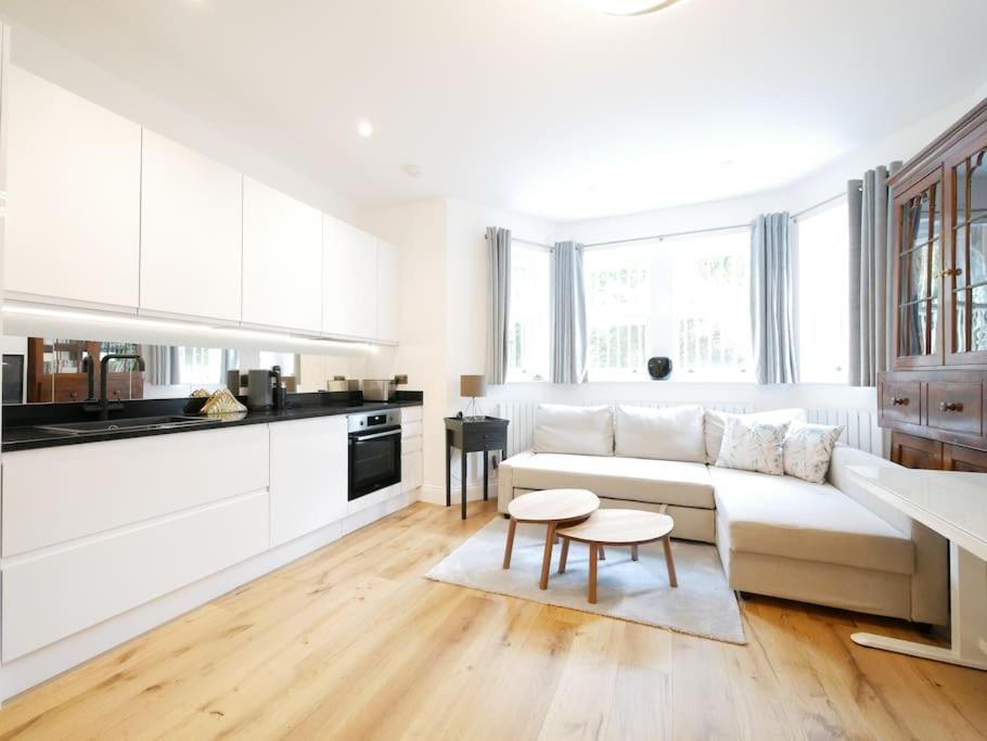 Newly Refurbished 2 Bed Apartment In Paddington 伦敦 外观 照片
